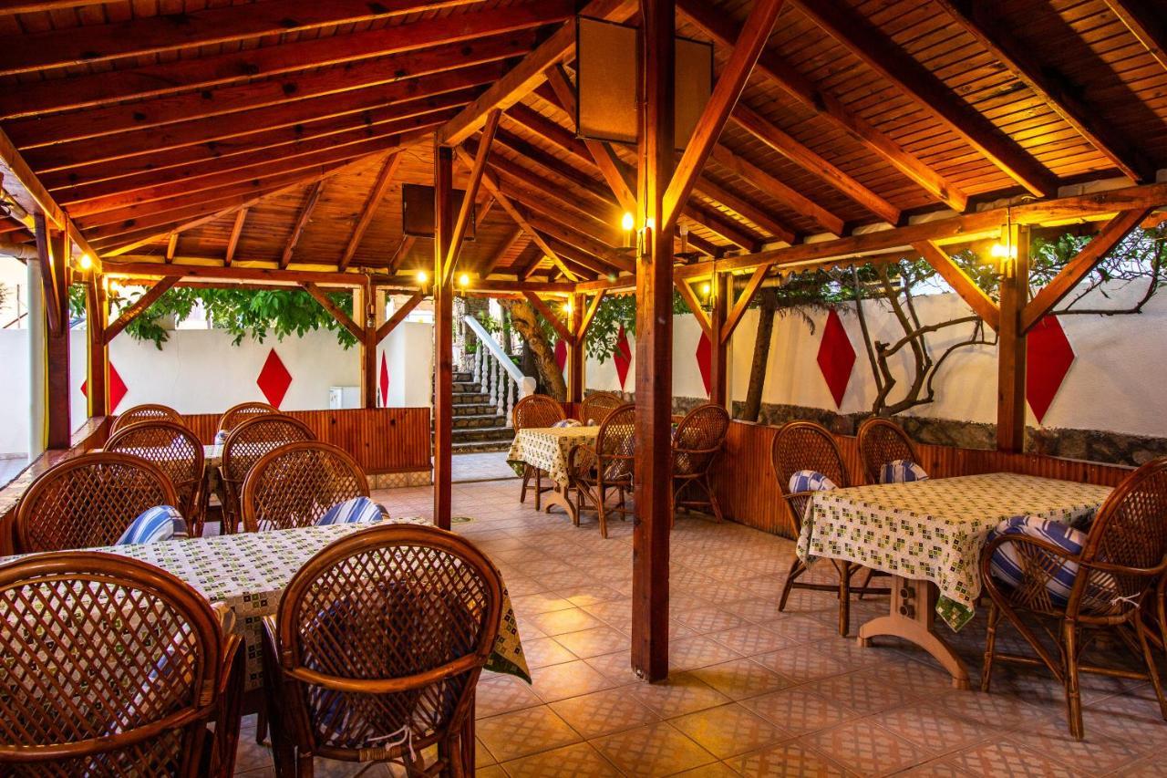 Tayfun Apart Hotel Oludeniz Exterior photo